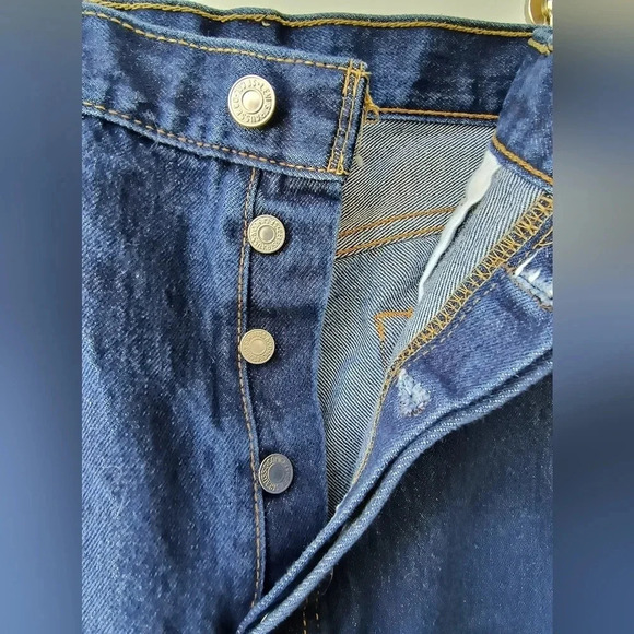 Levi's Men's Classic Straight 501 Button Fly Dark Wash Denim Jeans, Size 36X32 - Picture 2 of 10